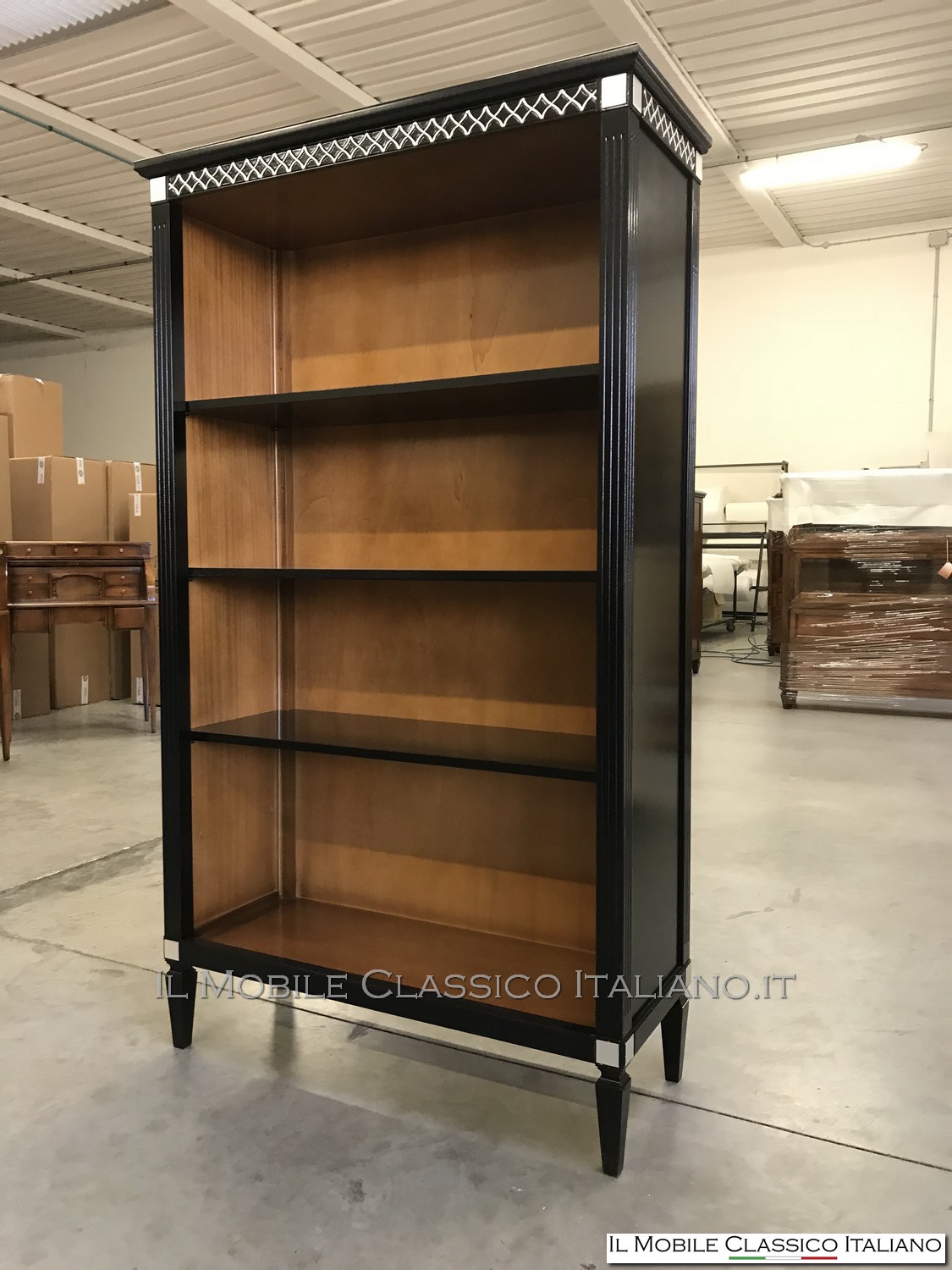 Libreria con decoro classica